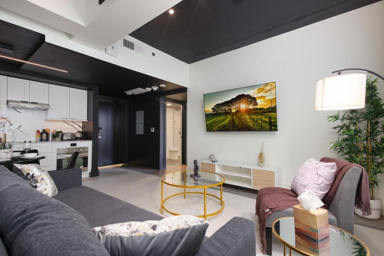 Apartment Sleek 2br On Rvrwalk Gym Parking Near Conv Ctr *